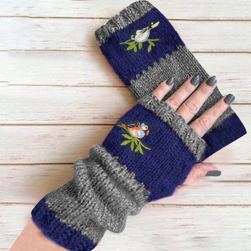 Warm quilted and embroidered gloves