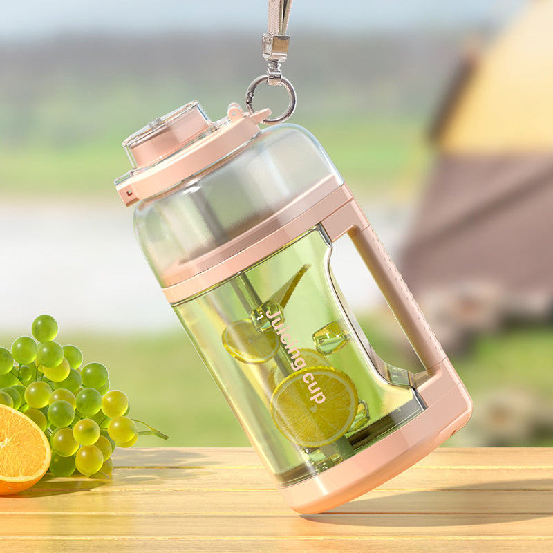 Summer essentials - Portable Sport Bottle Blender