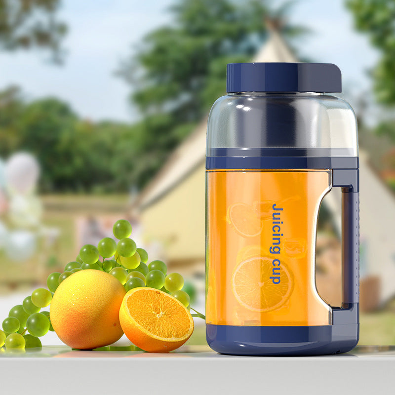 Summer essentials - Portable Sport Bottle Blender