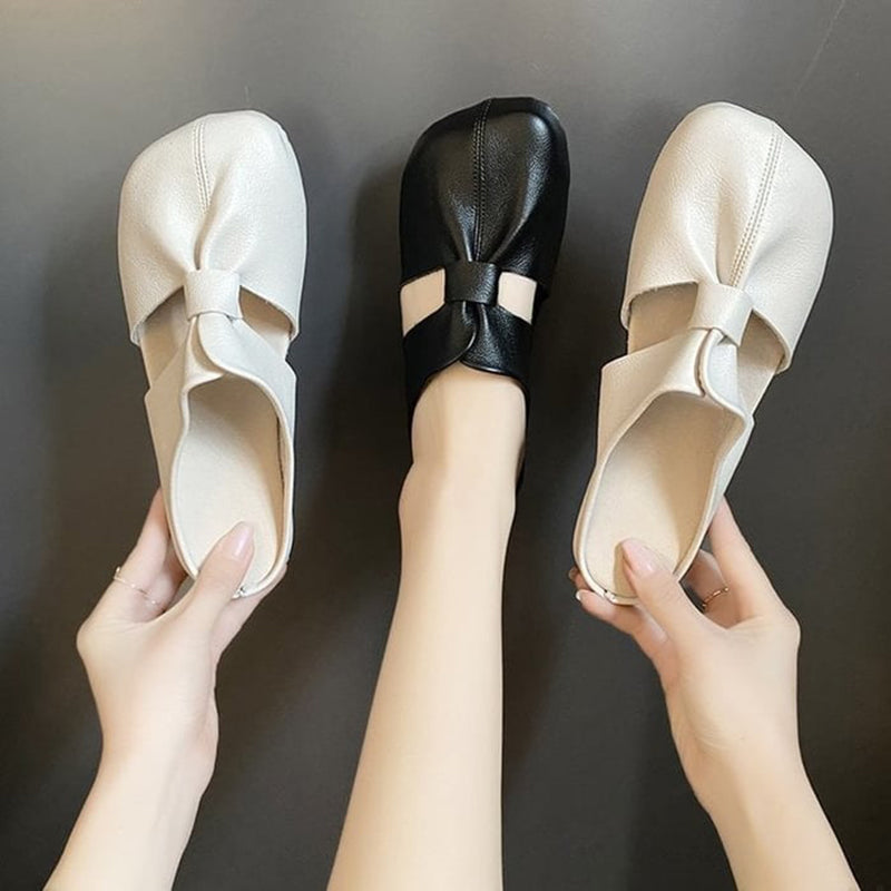 Elegant Cut-out Flat Slippers