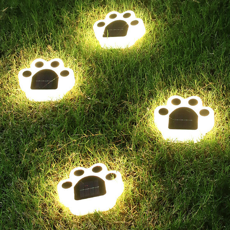 Solar bear paw lamp