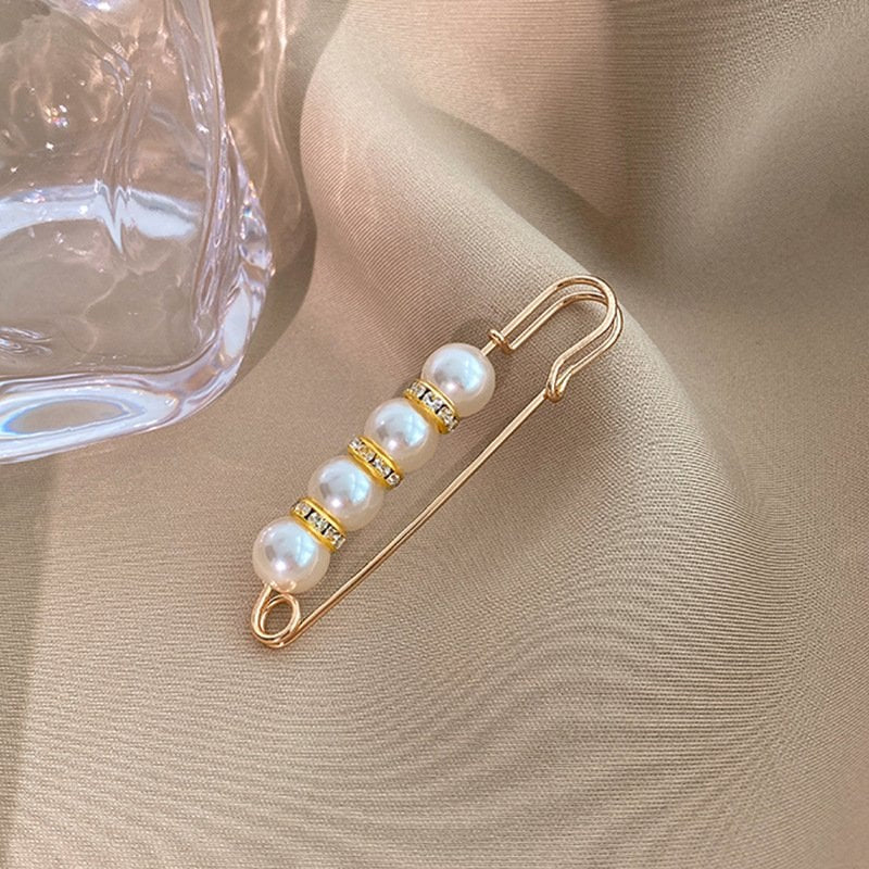 Waist Pearl Pin