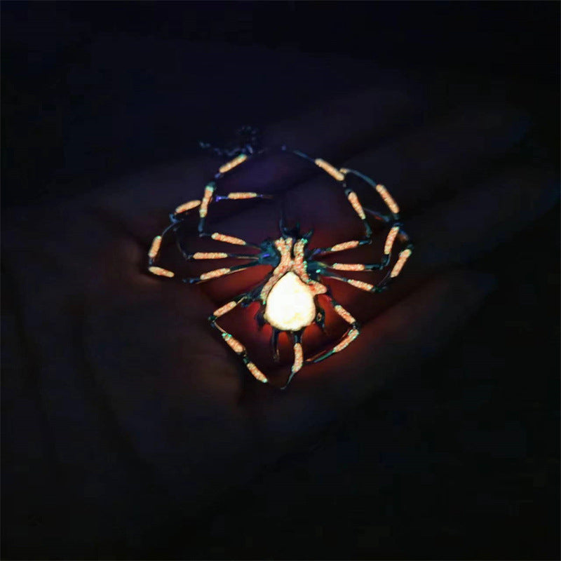 Glow-in-the-Dark 3D Spider Necklace