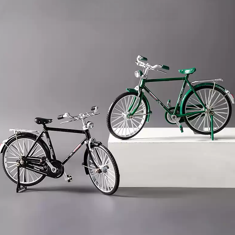 Retro Bicycle Model Ornament For Kids